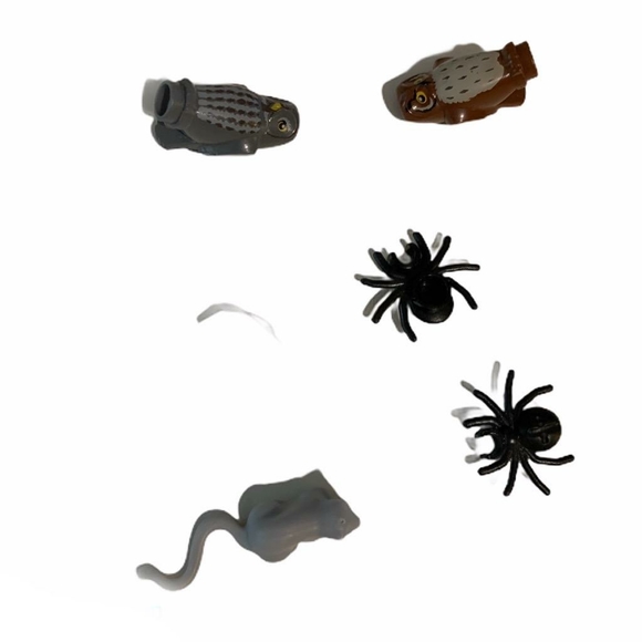 Assorted Lego figures with accessories - Picture 2 of 2